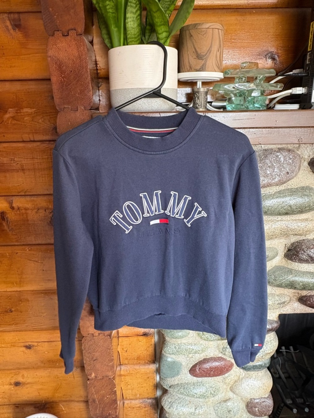 Tommy Hilfiger ✨ “Tommy Jeans” Navy Crewneck ✨ Women’s XS